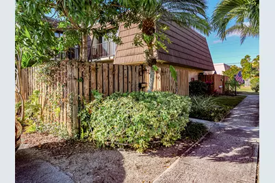 1166 6th Avenue #14c, Vero Beach, FL 32960 - Photo 1