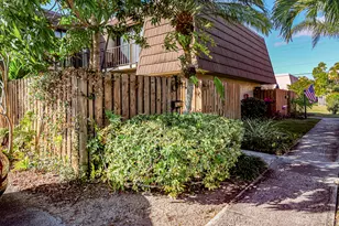 1166 6th Ave, Vero Beach, FL 32960 - Photo 2