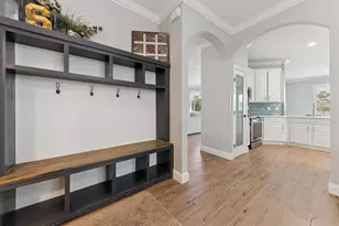 11534 SW Glengarry Ct, Port Saint Lucie, FL 34987 - Photo 4