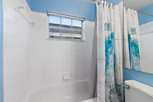 11 Admirals Ct, Palm Beach Gardens, FL 33418 - Photo 24