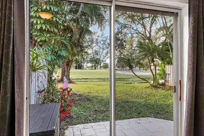 11 Admirals Court, Palm Beach Gardens, FL 33418 - Photo 16