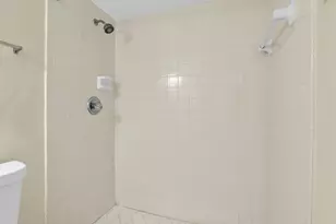 2333 Waterside Dr, Lake Worth, FL 33461 - Photo 14