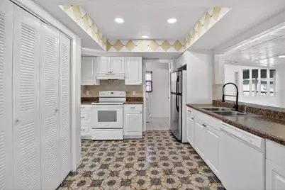 8961 NW 21st Street, Hollywood, FL 33024 - Photo 22