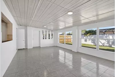 8961 NW 21st Street, Hollywood, FL 33024 - Photo 16