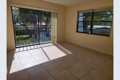 2516 S 19th Street #208, Fort Pierce, FL 34982 - Photo 10