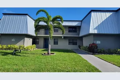 2516 S 19th Street #208, Fort Pierce, FL 34982 - Photo 2
