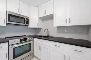 249 Burgundy F, Delray Beach, FL 33484 - Photo 4