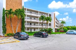 2012 Hythe A, Boca Raton, FL 33434 - Photo 4