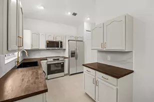 8406 Mulligan Cir, Port Saint Lucie, FL 34986 - Photo 16