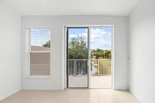 8406 Mulligan Cir, Port Saint Lucie, FL 34986 - Photo 10