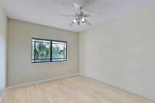 2806 Veronia Dr, Palm Beach Gardens, FL 33410 - Photo 12