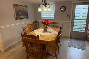 701 Lori Dr, Palm Springs, FL 33461 - Photo 6