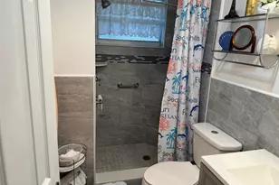 701 Lori Dr, Palm Springs, FL 33461 - Photo 10