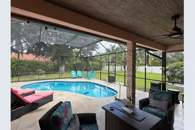 9050 Cypress Hollow Drive, Palm Beach Gardens, FL 33418 - Photo 16