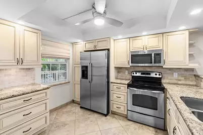 3505 Oaks Way #301, Pompano Beach, FL 33069 - Photo 12