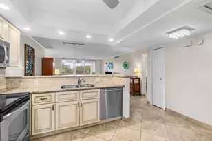 3505 Oaks Way, Pompano Beach, FL 33069 - Photo 10