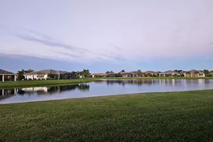 12031 SW Marigold Ave, Port Saint Lucie, FL 34987 - Photo 4