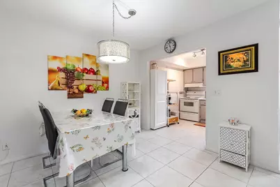 2995 Crosley Drive W #E, West Palm Beach, FL 33415 - Photo 6