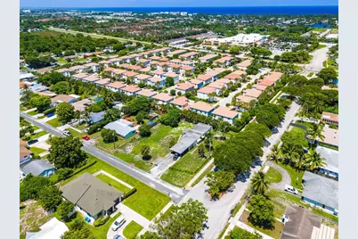 3650 SE 2nd Court, Boynton Beach, FL 33435 - Photo 2