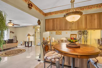 1012 Green Pine Boulevard #H2, West Palm Beach, FL 33409 - Photo 4
