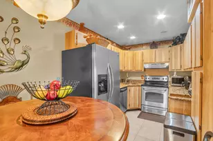 1012 Green Pine Blvd, West Palm Beach, FL 33409 - Photo 6