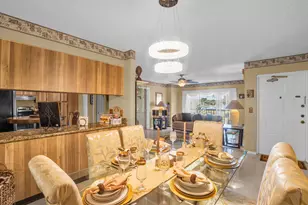 1012 Green Pine Blvd, West Palm Beach, FL 33409 - Photo 4