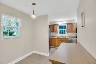 2333 Indian River Blvd, Vero Beach, FL 32960 - Photo 8