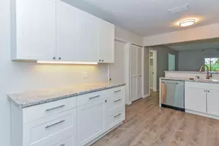 12698 SE Cascades Ct, Hobe Sound, FL 33455 - Photo 4