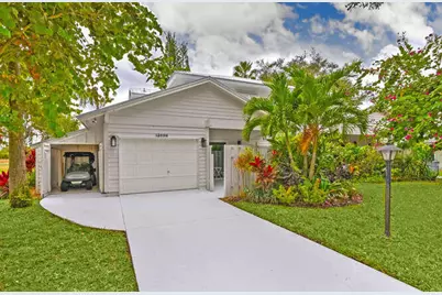 12698 SE Cascades Court, Hobe Sound, FL 33455 - Photo 2