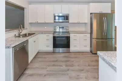 12698 SE Cascades Court, Hobe Sound, FL 33455 - Photo 8