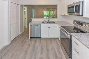 12698 SE Cascades Ct, Hobe Sound, FL 33455 - Photo 6