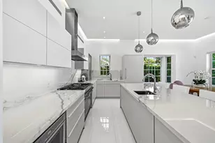 157 Peruvian Ave, Palm Beach, FL 33480 - Photo 12