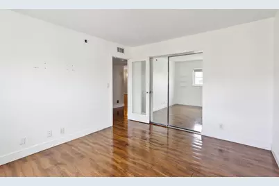 500 NE 12th Avenue #701, Hallandale Beach, FL 33009 - Photo 18