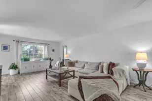 5540 Tamberlane Circle, Palm Beach Gardens, FL 33418 - Photo 2