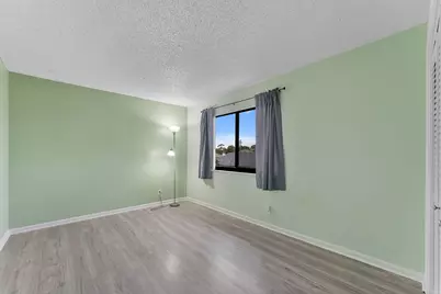 2828 Kirk Road, Lake Worth, FL 33461 - Photo 10