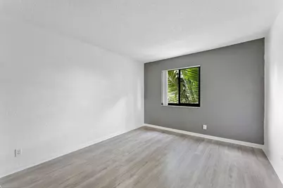 2828 Kirk Road, Lake Worth, FL 33461 - Photo 18