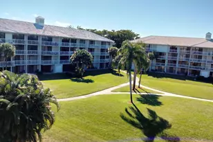 2561 Village Blvd, West Palm Beach, FL 33409 - Photo 6