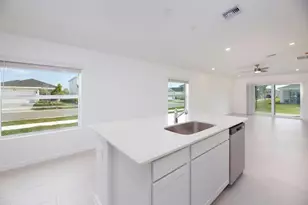 11146 NW Fernbrook Dr, Port Saint Lucie, FL 34987 - Photo 10