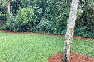 956 Tulip Ln, Vero Beach, FL 32963 - Photo 36