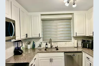 7770 Tahiti Lane #602, Lake Worth, FL 33467 - Photo 12