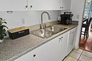 4892 Chancellor Dr, Jupiter, FL 33458 - Photo 14