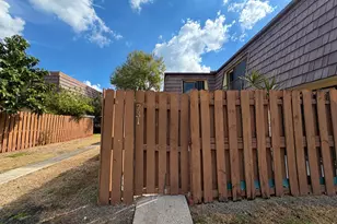 731 Springdale Cir, Lake Worth Beach, FL 33461 - Photo 2