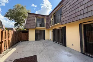 731 Springdale Cir, Lake Worth Beach, FL 33461 - Photo 6