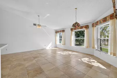 184 SW Uneeda Place, Port Saint Lucie, FL 34953 - Photo 14