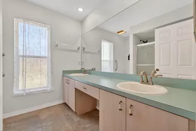 184 SW Uneeda Place, Port Saint Lucie, FL 34953 - Photo 20