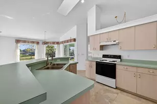 184 SW Uneeda Pl, Port Saint Lucie, FL 34953 - Photo 12