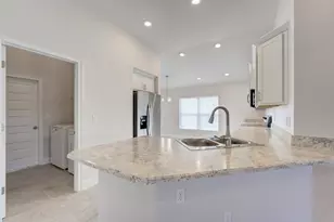 5327 Vespera St, Fort Pierce, FL 34951 - Photo 8