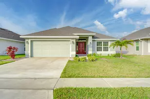 5327 Vespera St, Fort Pierce, FL 34951 - Photo 2
