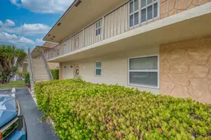 720 N Dixie Hwy, Lantana, FL 33462 - Photo 2