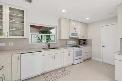 5735 Lakeview Mews Circle, Boynton Beach, FL 33437 - Photo 14